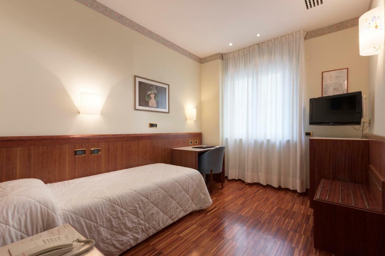 Palace Hotel Civitanova Marche Dış mekan fotoğraf